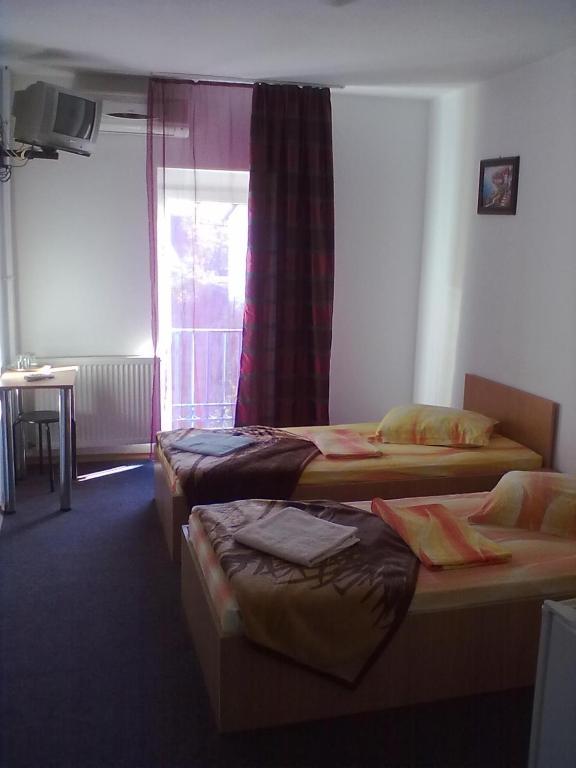 Pensiunea Raffael Otopeni Quarto foto