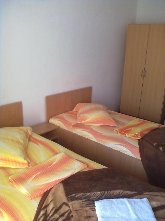 Pensiunea Raffael Otopeni Quarto foto