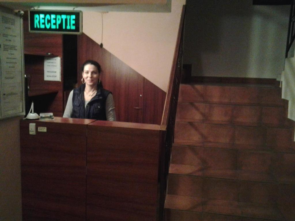 Pensiunea Raffael Otopeni Exterior foto